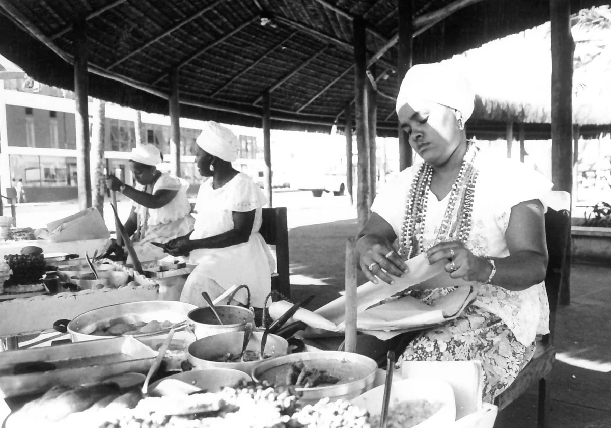 Largo das Baianas em Amaralina por Marcelo Tinoco - Arquivo Correio - 1992