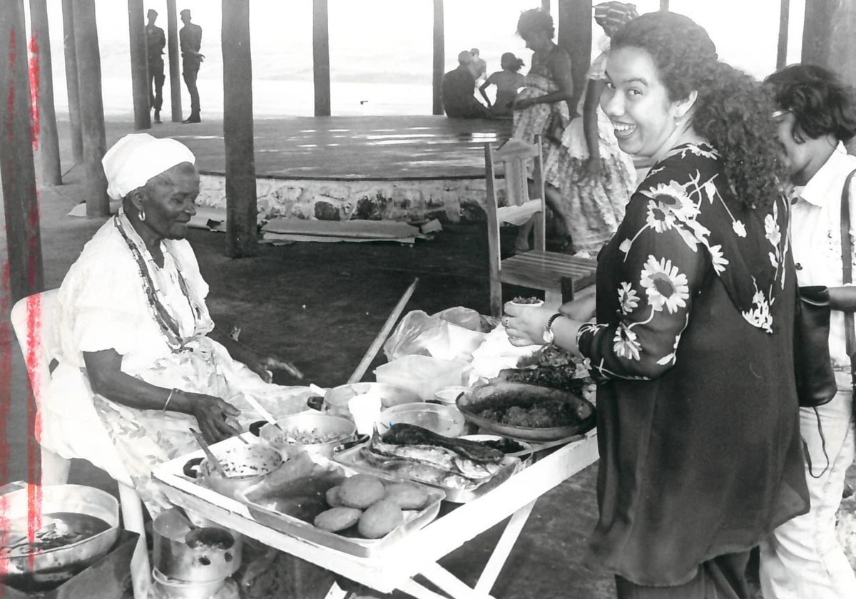 Largo das Baianas em Amaralina por Mario Marques-Arquivo Correio - 1995