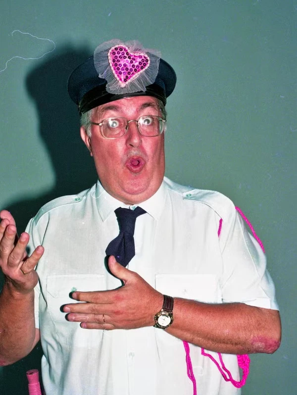 Roberto Marquis foi dublador, humorista e ator por Reprodução