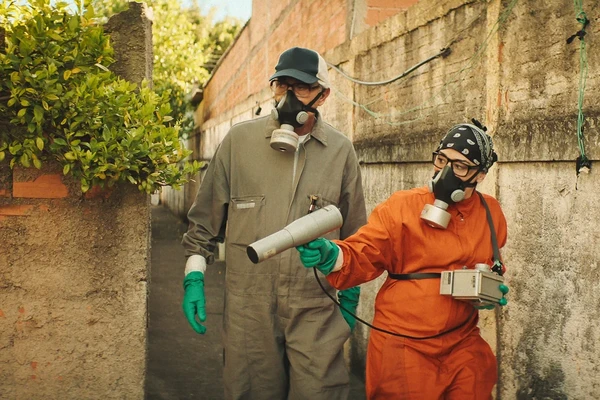 Série da Netflix mistura personagens reais e ficcionais ao retratar tragédia do césio-137 por Divulgação