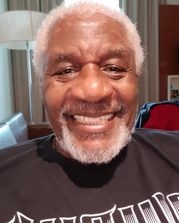 Ator e cantor Tony Tornado por Reprodução | Instagram