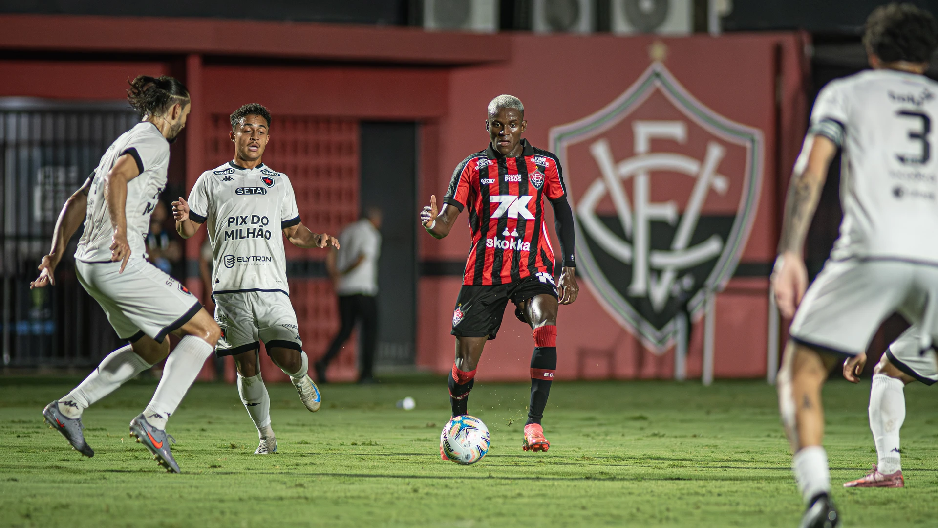 Imagem - Vitória leva virada do Botafogo-PB e estreia com vexame na Copa do Nordeste
