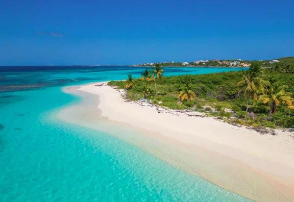 Com menos de 100 km², o território britânico no Caribe se consolidou como refúgio de celebridades como Paul McCartney e o casal Angélica e Luciano Huck por Reprodução | Instagram