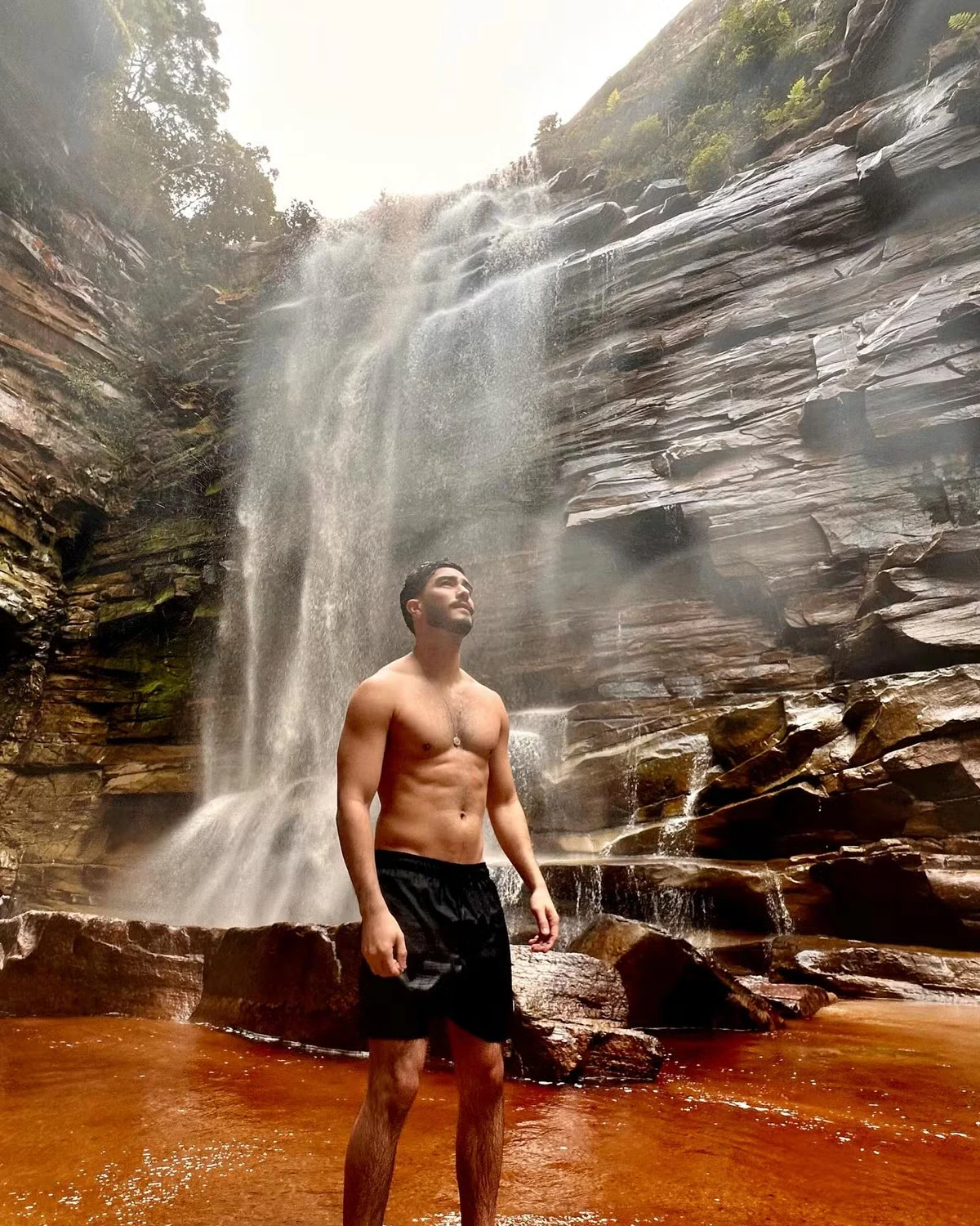 O ator Leonardo Bittencourt por Reprodução/Instagram