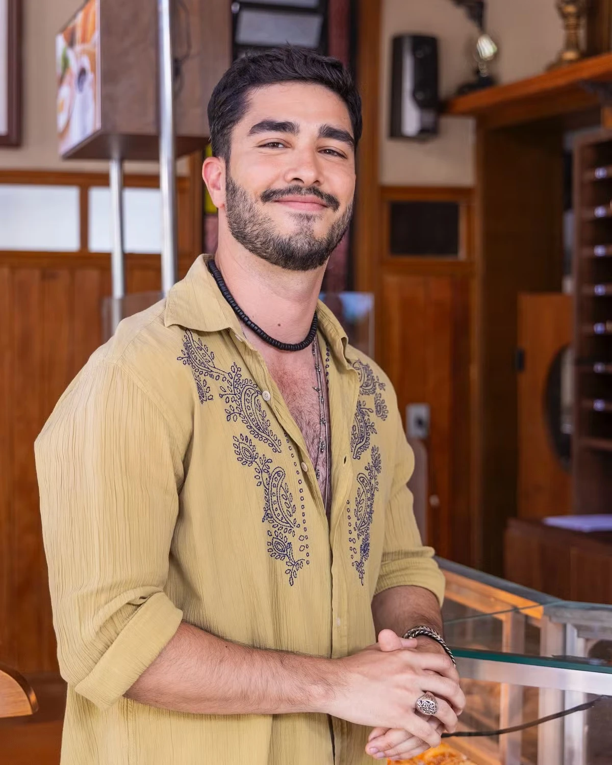 O ator Leonardo Bittencourt por Beatriz Damy/Globo