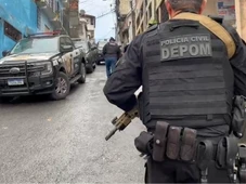 Imagem - Irmãos de 18 e 19 anos são presos por série de assaltos na orla de Salvador