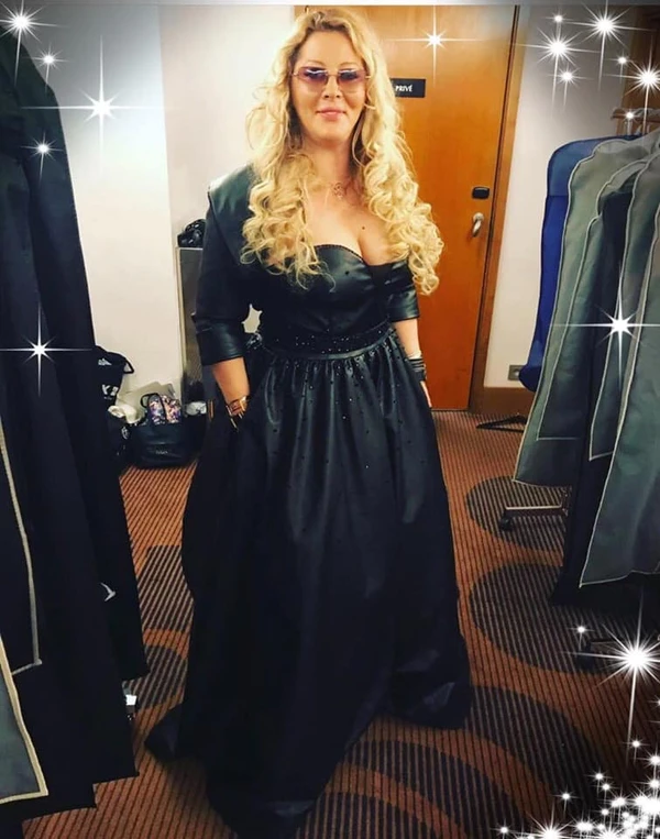 Loana Petrucciani por Reprodução/Facebook