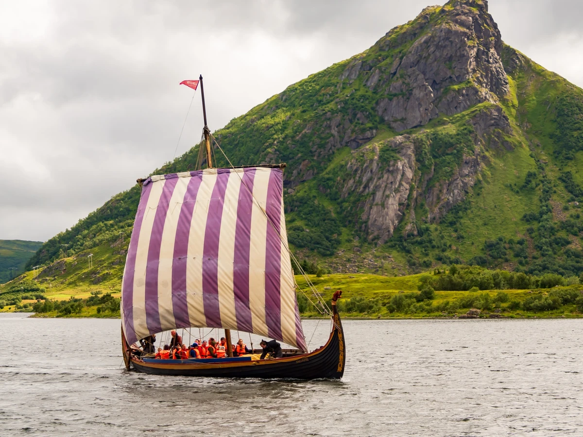 Navio viking por Nowaczyk / Shutterstock.com
