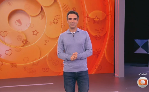 Tadeu Schmidt é apresentador do BBB 26