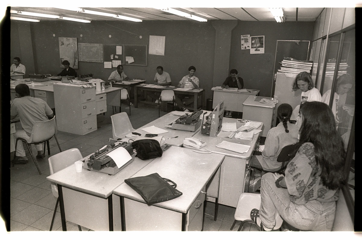 A redação do Correio nos anos 80. Tudo calmo, mas tinha seus dias de caos