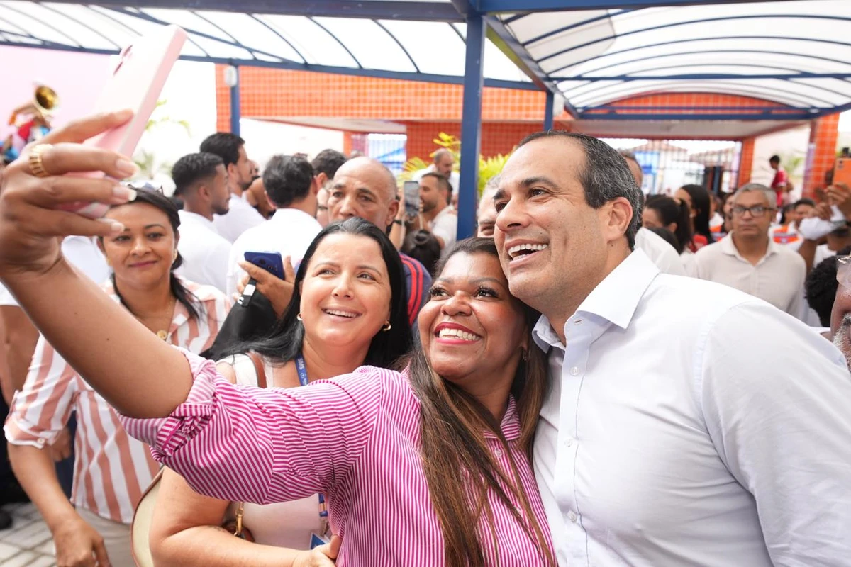 Ato de entrega de nova escola municipal em Salvador por Betto Jr./ Secom PMS