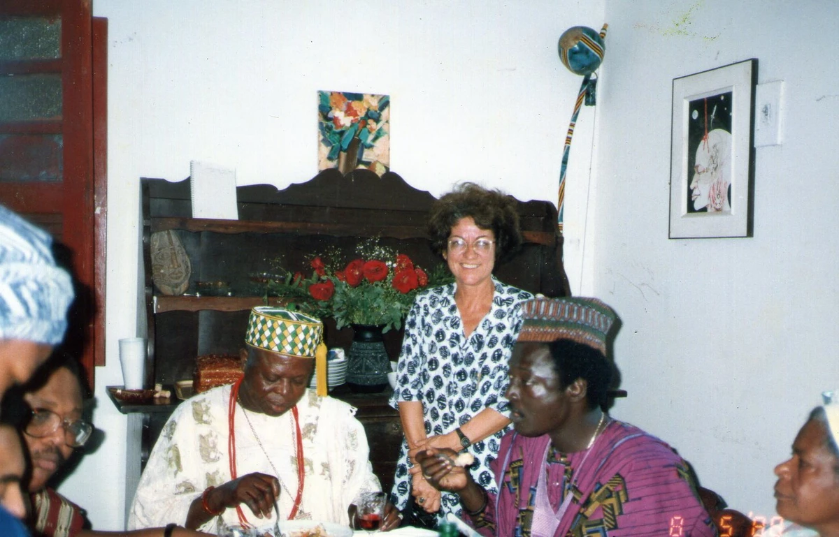 Confira momentos marcantes de Arlete Soares por Acervo Arlete Soares