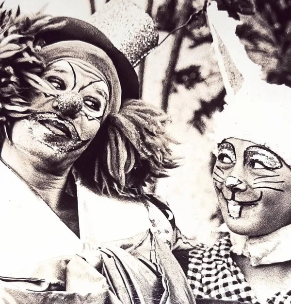 Ed Ribeiro  durante a montagem  da peça infantil 'Circo Rataplan'