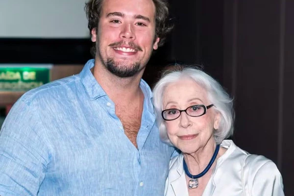 Fernanda Montenegro e o neto, Davi Torres