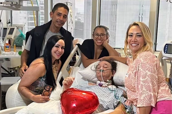 Marquito completou 66 anos na quinta-feira (26) e comemorou no hospital