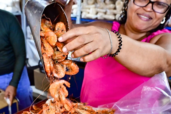 Mercados e Feiras Municipais montam cronograma especial para Semana Santa em Salvador por Jefferson Peixoto / Secom PMS