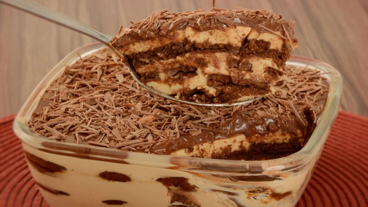 Pavê de chocolate econômico por Reprodução