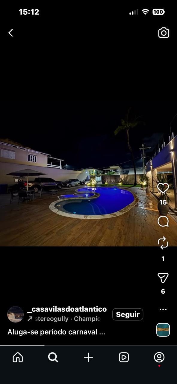 Picape do Corpo de Bombeiros é usada na obra da casa de ex-comandante da corporação por Redes sociais