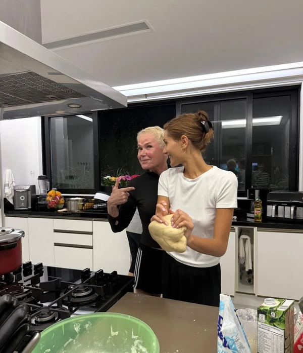 Xuxa e Sasha Meneghel por Reprodução/ Instagram