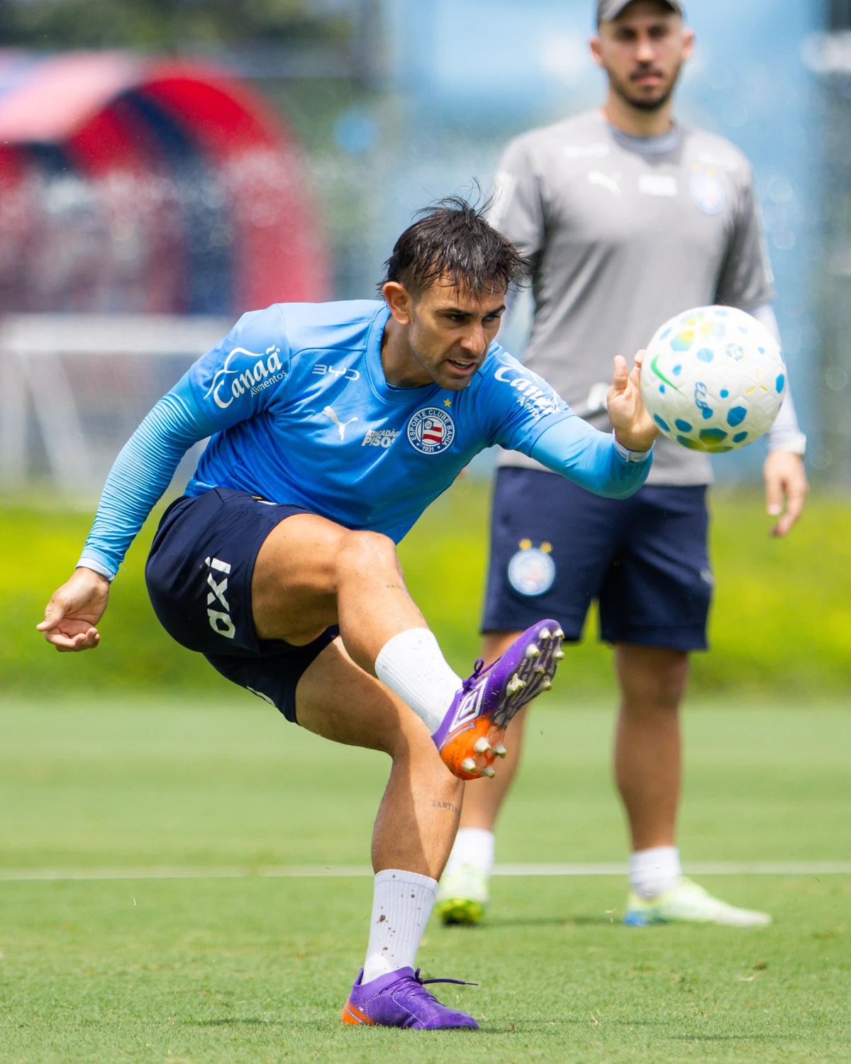 Elenco do Bahia treinando em preparação para encarar o Atlhetico-PR por Letícia Martins/ECB