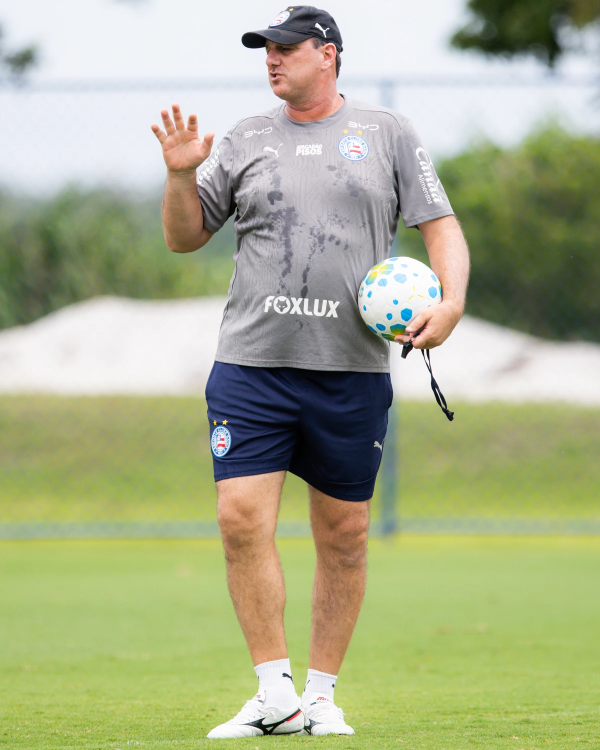 Elenco do Bahia treinando em preparação para encarar o Atlhetico-PR por Letícia Martins/ECB