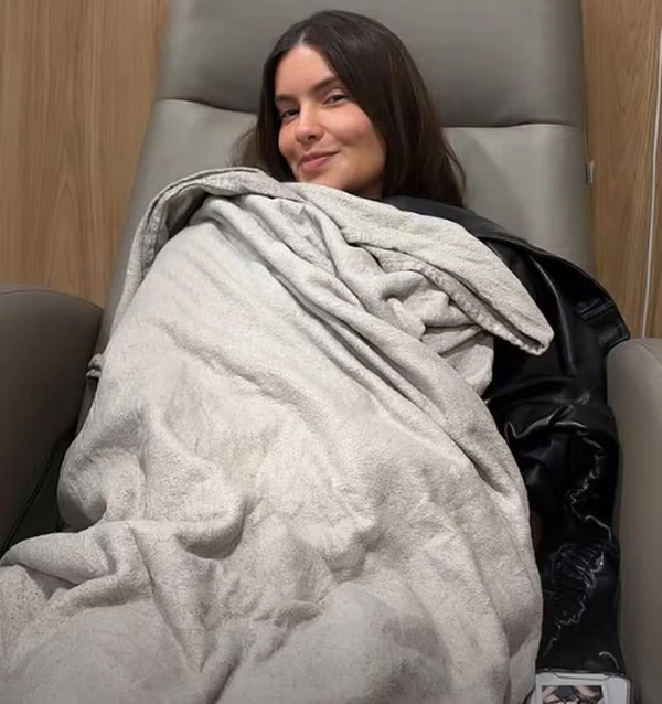 Ex-BBB Thais Braz foi hospitalizada com pedra no rim por Reprodução/Instagram