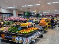 Imagem - Rede de supermercados reabre unidade em Salvador com promoções