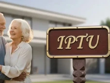 Imagem - Idoso tem direito à isenção do IPTU em 2026? Entenda como funciona na prática