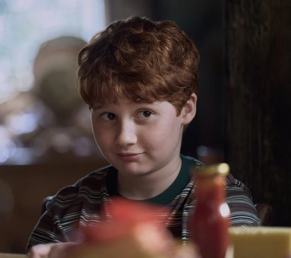 Alastair Stout é Ronnie Weasley por Divulgação