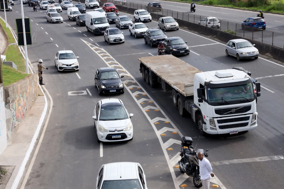 Donos de veículos com placa final 2 têm desconto do IPVA na Bahia 