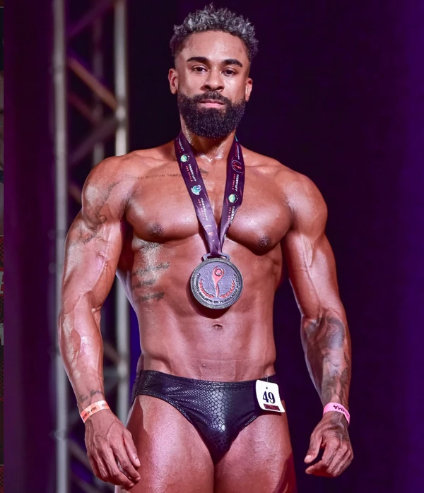 Fisiculturista e personal trainer Rafael Santos por Reprodução | Instagram