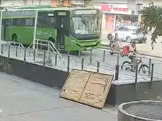 Imagem - Vídeo revela momento em que ônibus atropela mãe e filho no Rio de Janeiro