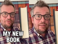 Imagem - Após quase uma década, John Green, de 'A Culpa é das Estrelas', anuncia lançamento de novo livro