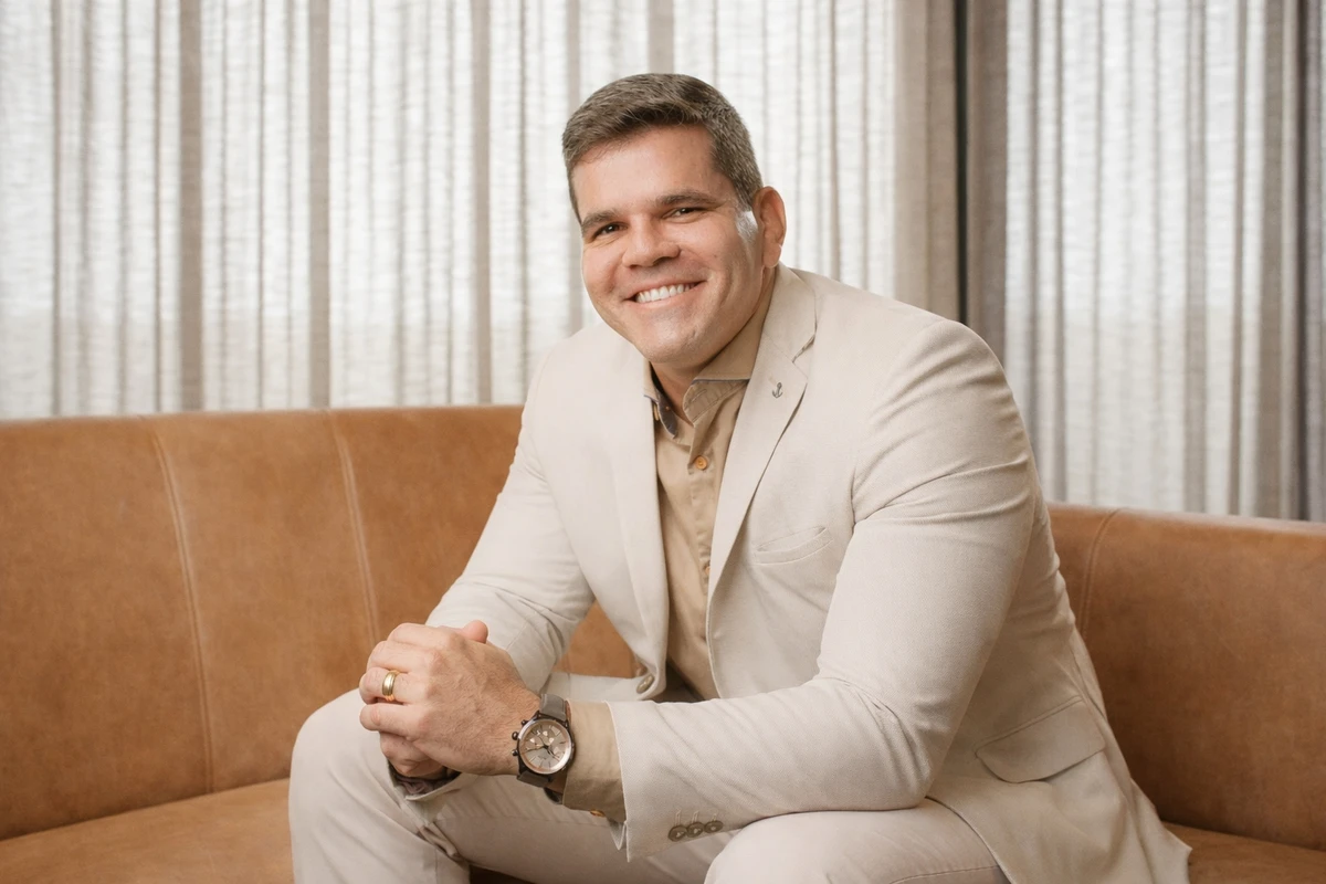 Conheça a história do ex-frentista nordestino que tem faturamento anual acima de R$ 243 milhões com franquia