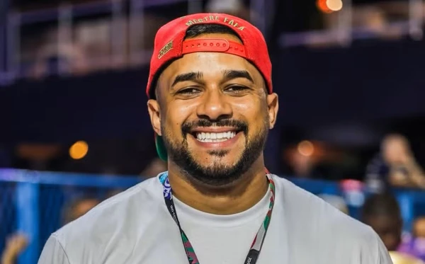 Mestre Fafá é o mestre de bateria da Grande Rio