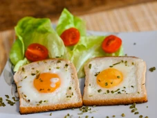 Imagem - Padaria faz cliente assinar 'contrato da gema mole' para comer pão com ovo