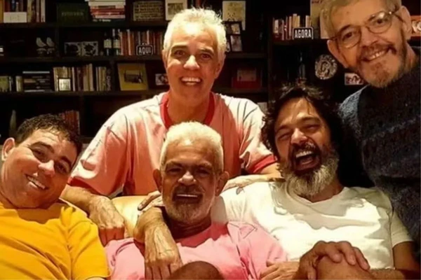 André Lucas, Lug de Paula, Bruno Mazzeo, Duda Anysio e Rico Rondelli