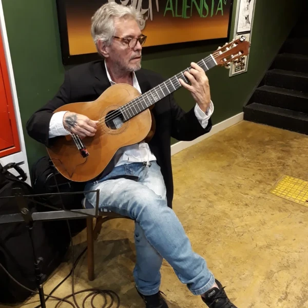 Produtor musical Duda Anysio por Reprodução | Instagram