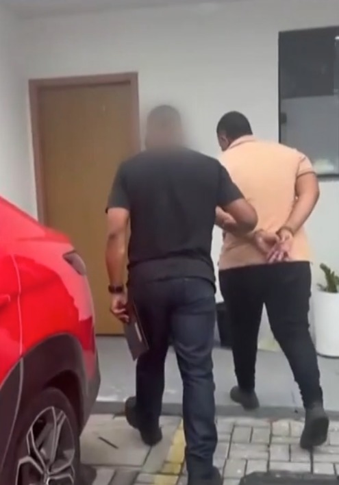 Homem investigado por estupro, extorsão e outros crimes é preso em Feira de Santana por Reprodução/ TV Bahia