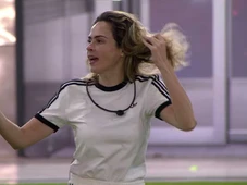 Imagem - Ana Paula Renault relembra encontro inusitado com Marília Mendonça: 'Cerveja de garrafa e fritura'