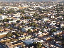 Imagem - Prefeitura abre concurso público com 84 vagas imediatas e salários de até R$ 9,6 mil