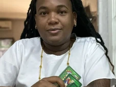 Imagem - Tarólogo flagra namorado com mulher em shopping de Salvador e é detonado: ‘Maricona velha’