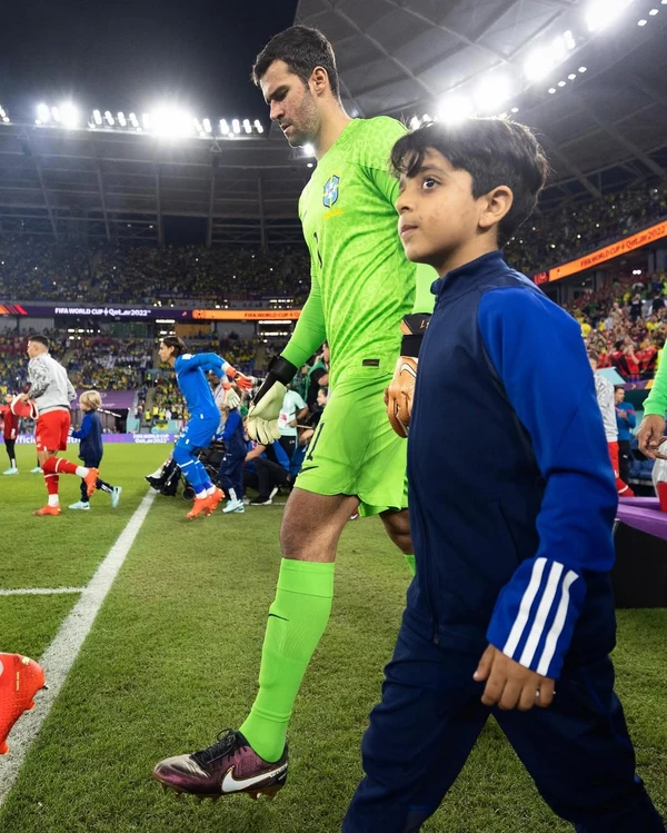 Alisson Becker pela Seleção Brasileira por Reprodução