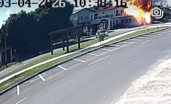 Queda de avião deixa quatro mortos no Rio Grande do Sul por Reprodução