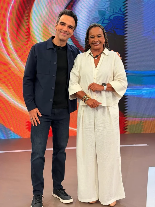 Tadeu Schmidt e Solange Couto por Reprodução/Instagram