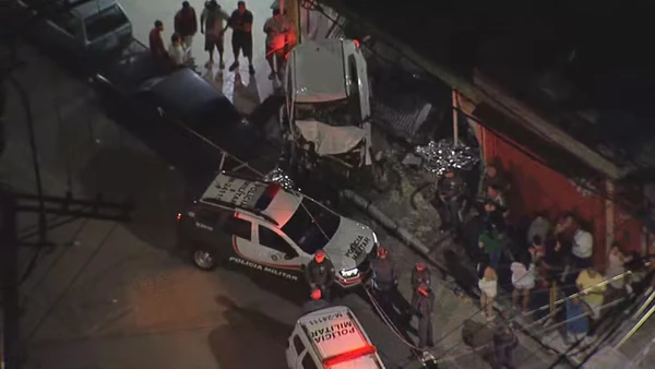 Motorista embriagado mata duas crianças na calçada atropeladas e deixa outras duas feridas por Reprodução