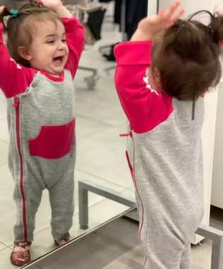 Aurora tem doença genética rara e progressiva por Reprodução