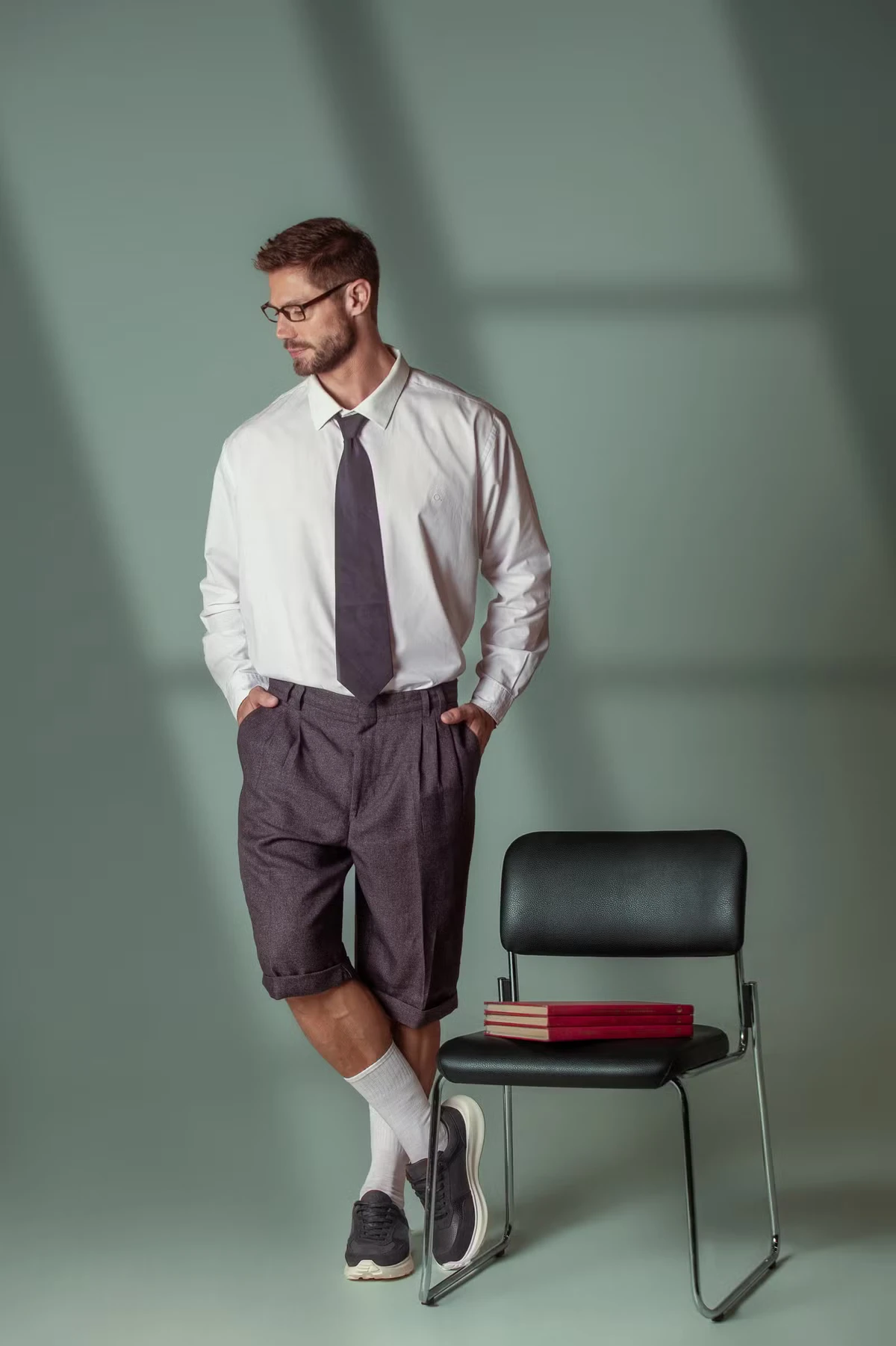 Jonas faz ensaio com tema 5ª série por Márcio Farias/Divulgação