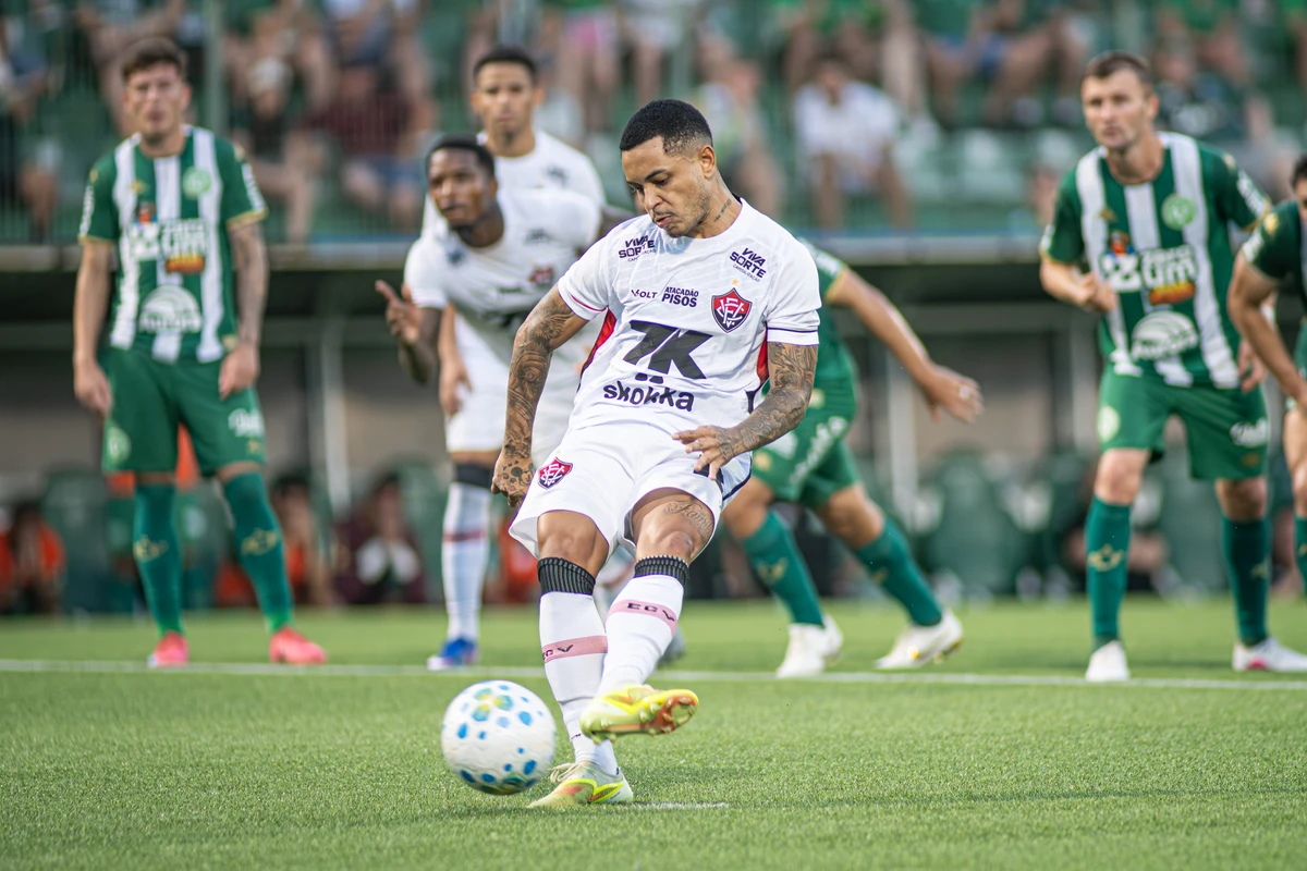 Matheuzinho marcou o único gol do Vitória contra a Chapecoense por Victor Ferreira/EC Vitória