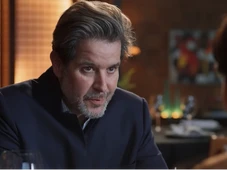 Imagem - Ferette tenta matar Viviane, mas atropela o próprio filho em cena chocante de Três Graças